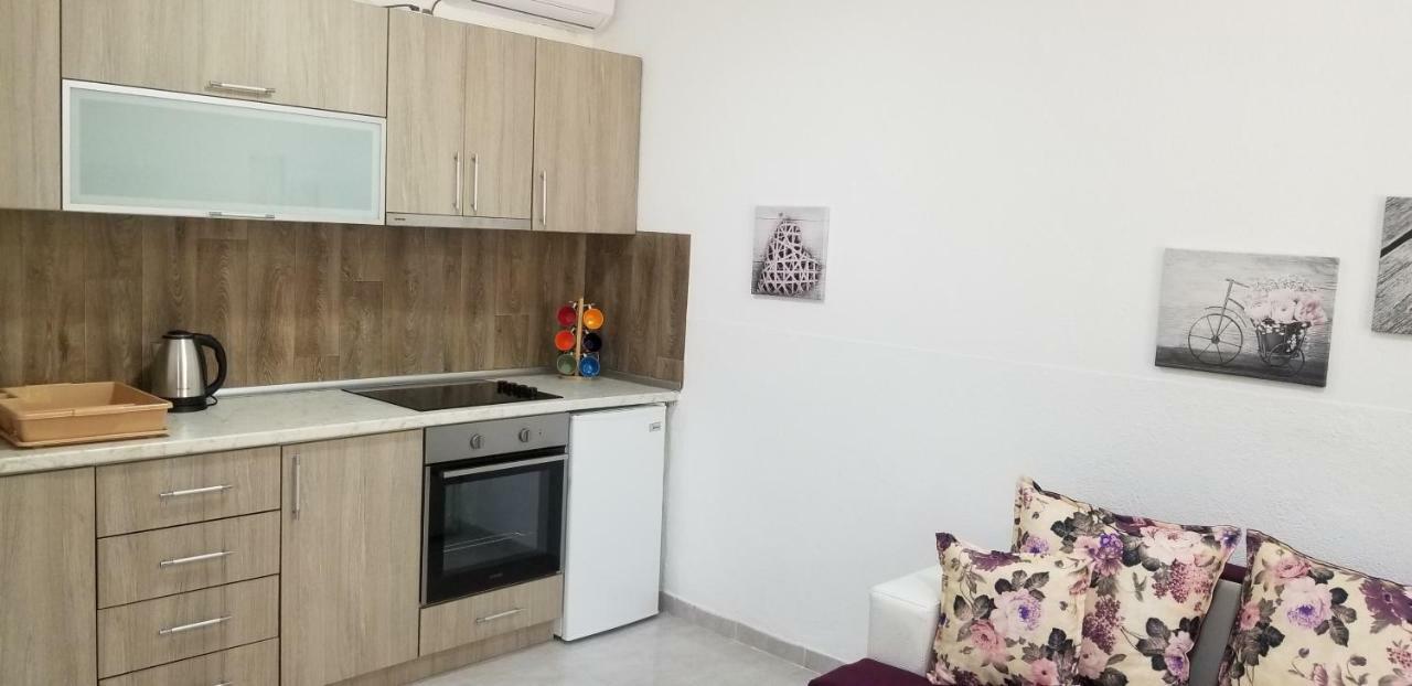 Riviera Inn Apartments Ulcinj Exterior foto